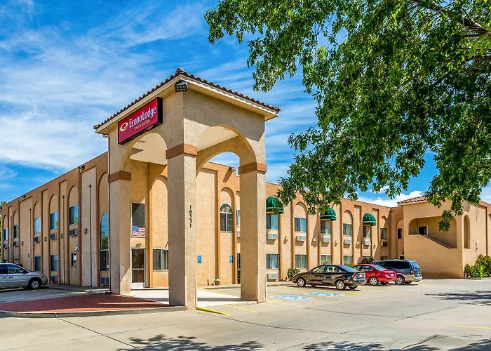 Econo Lodge Inn&Suites