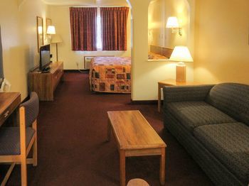 Econo Inn&suites